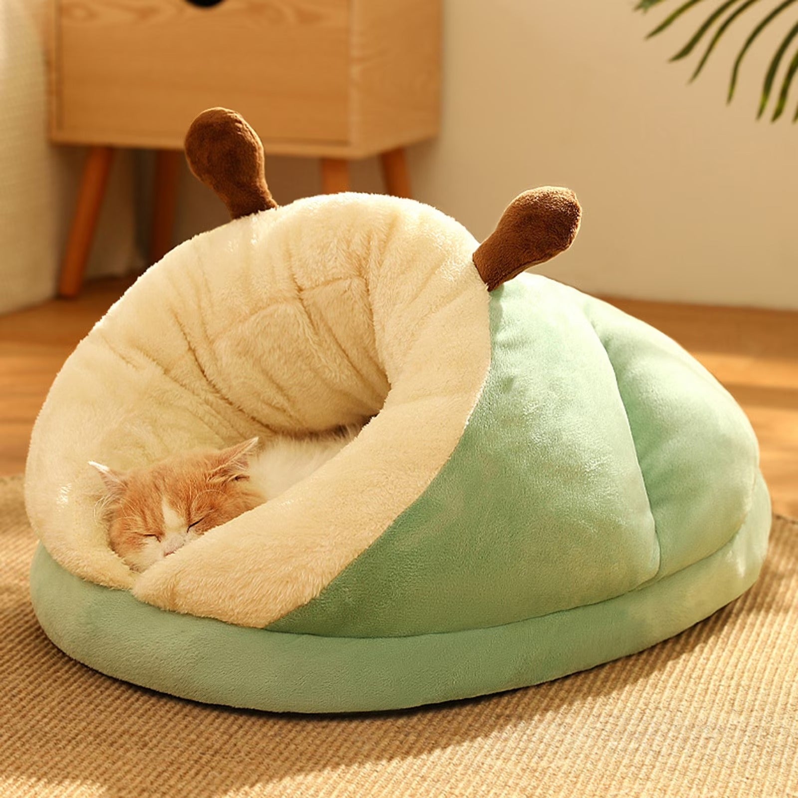 Indoor Cat Cave Bed for Medium and Large Cats, Soft Plush Cushion Cozy Self-Warming Pet Bed for Cats up to 7.5Kg - Green