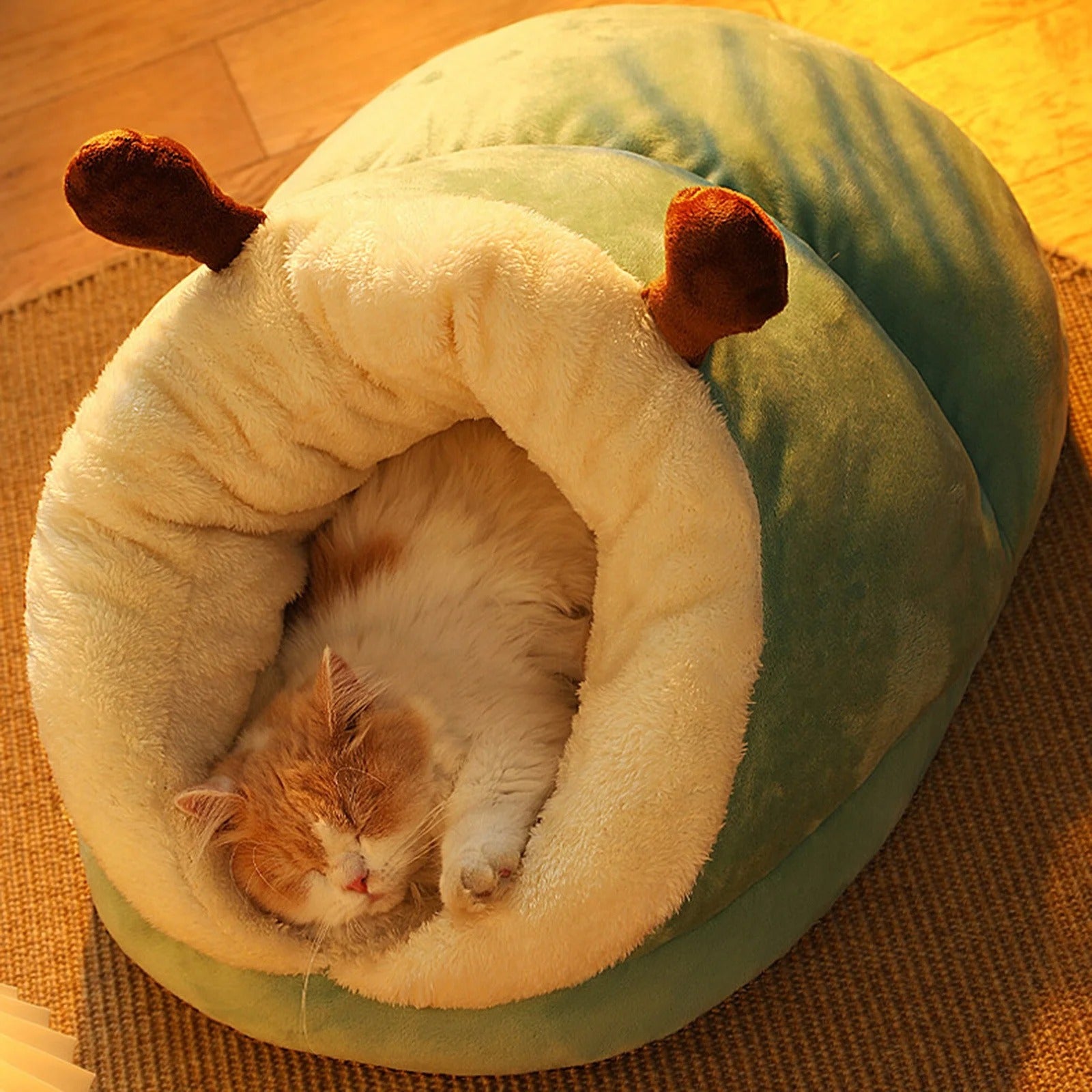 Indoor Cat Cave Bed for Medium and Large Cats, Soft Plush Cushion Cozy Self-Warming Pet Bed for Cats up to 7.5Kg - Green